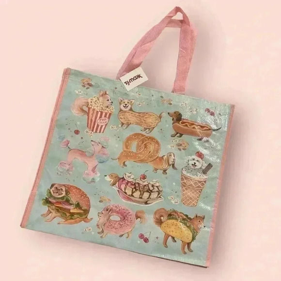 Paris Hilton Light Pink Version Bento Snack Box Lunchbox & Gift With Purchase - Picture 2 of 12